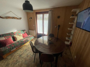 Appart cosy 4 pers, terrasse sud, proche centre et pistes, équipements complets - FR-1-263-497